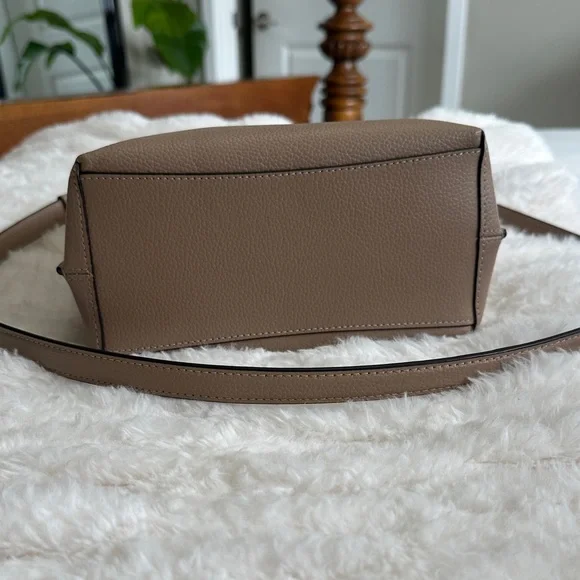 Coach Taupe Leather Crossbody Bucket Bag with Red Interior - Picture 5 of 15